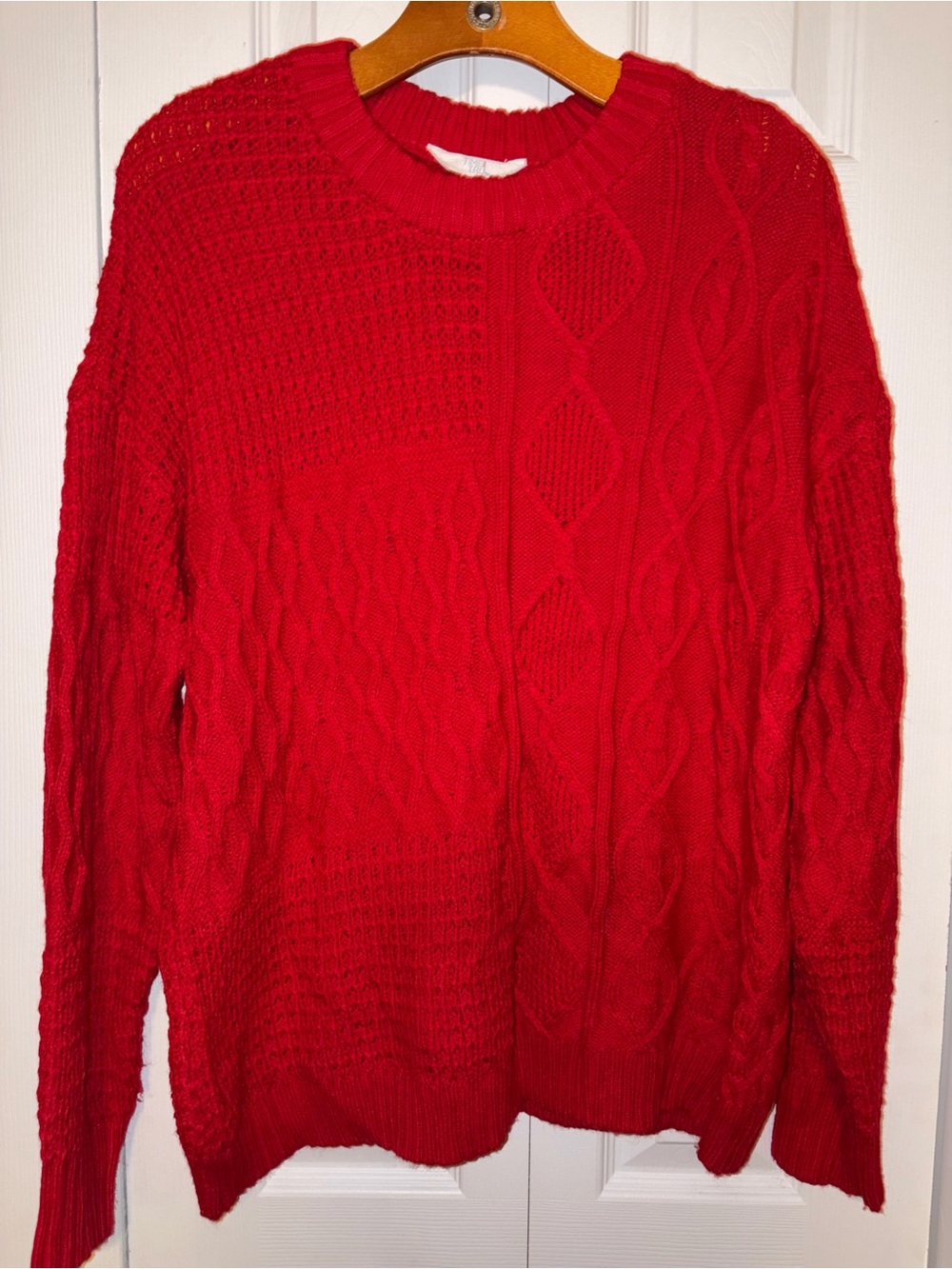Time and Tru Bright Red Cable Knit Crewneck Sweater Women’s Large